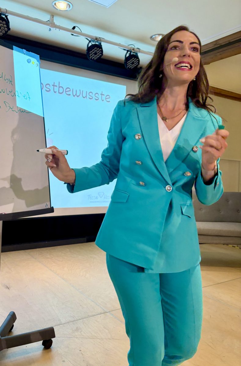 Tessa Koschig Speaker Female Empowerment